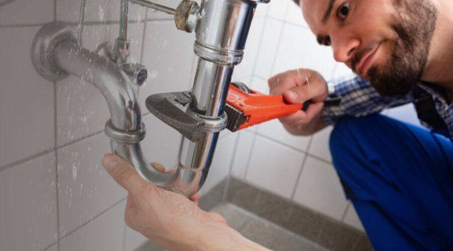 Professional same day plumber services in Southington, OH